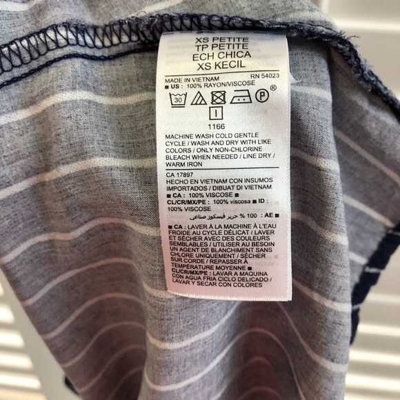 Old navy flowy maxi dress XSP - Picture 7 of 8